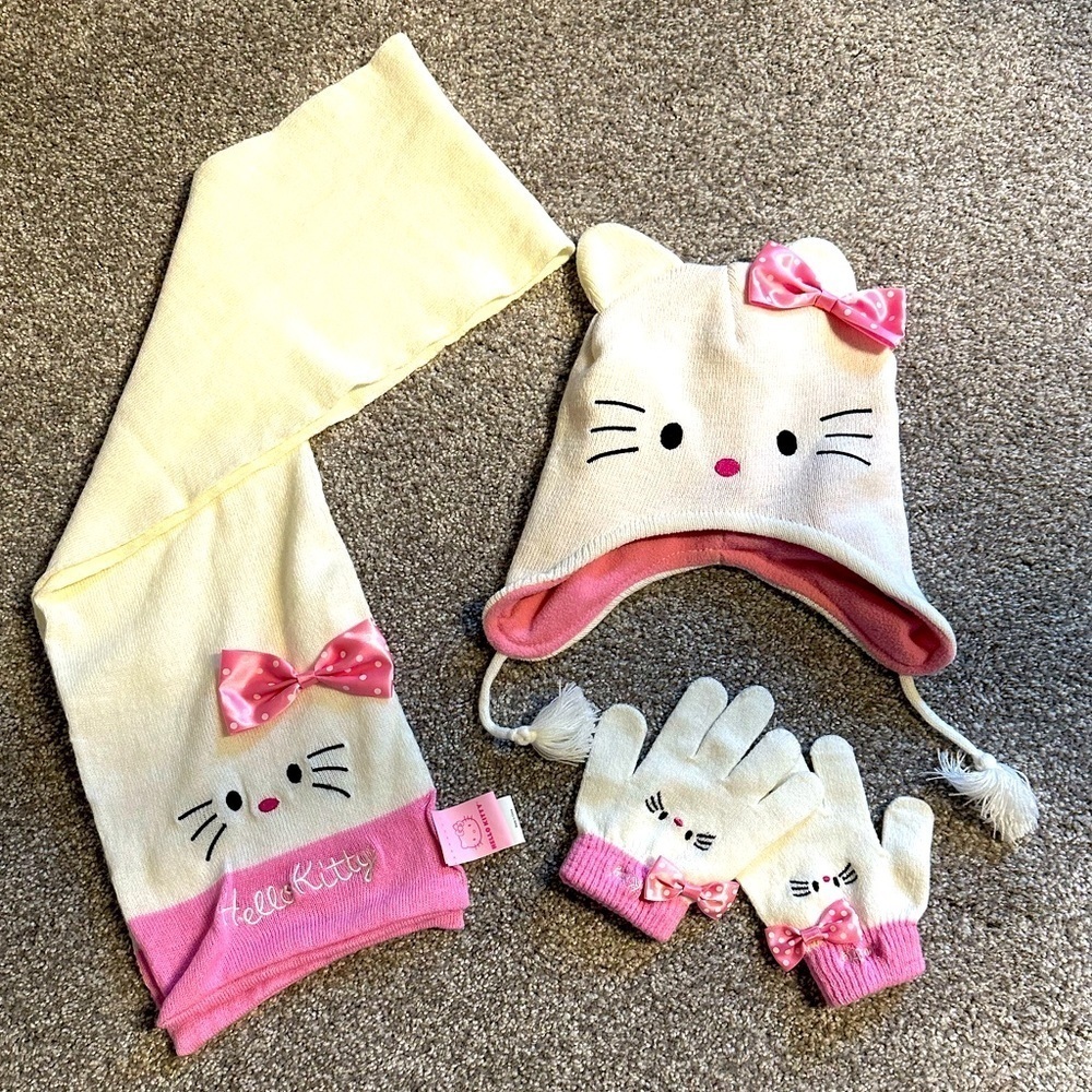 Hello Kitty Children’s Super Cute Winter Set